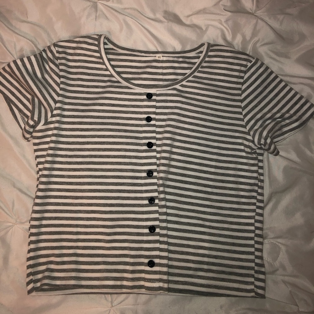 Button down striped crop t